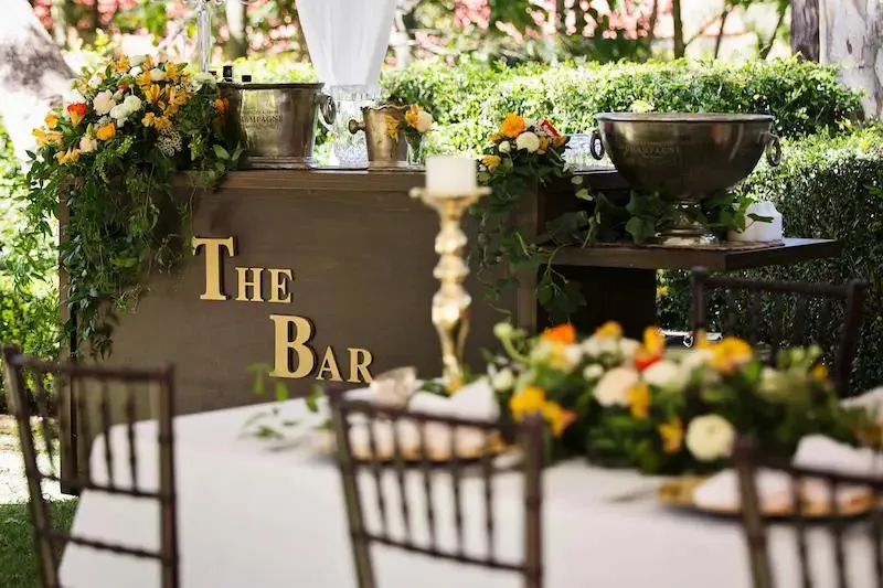 Wedding bar